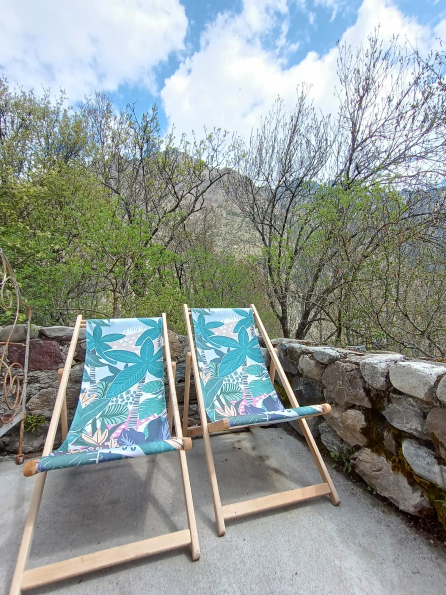 Chambre Ou Gite Dans Une Maison De Montagne - De Suzon A Zelie Entraigues  Quarto foto
